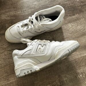 New Balance Men’s 4.5/Women's 6.5 EU37 Classic White Sneakers